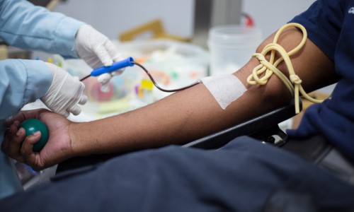 Hemonúcleo de Volta Redonda recebe doação coletiva de militares do 28º BPM